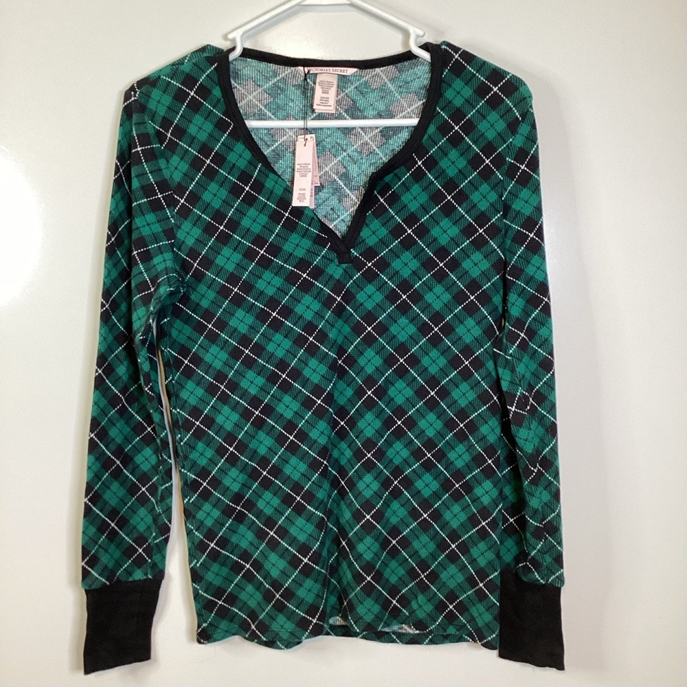🆕 Victoria's Secret Black & Black Thermal Pajama Top